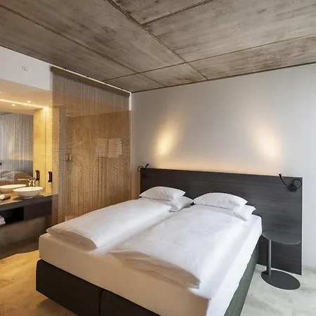 Отель Arcotel Tabakfabrik Линц